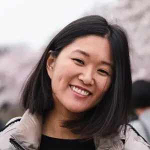Annie Yu headshot